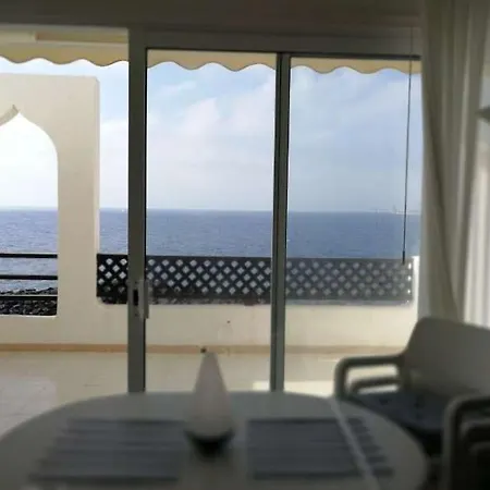 Sleeps 5 Pool Wifi Costa Teguise
