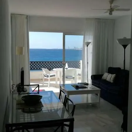 Sleeps 5 Pool Wifi Costa Teguise